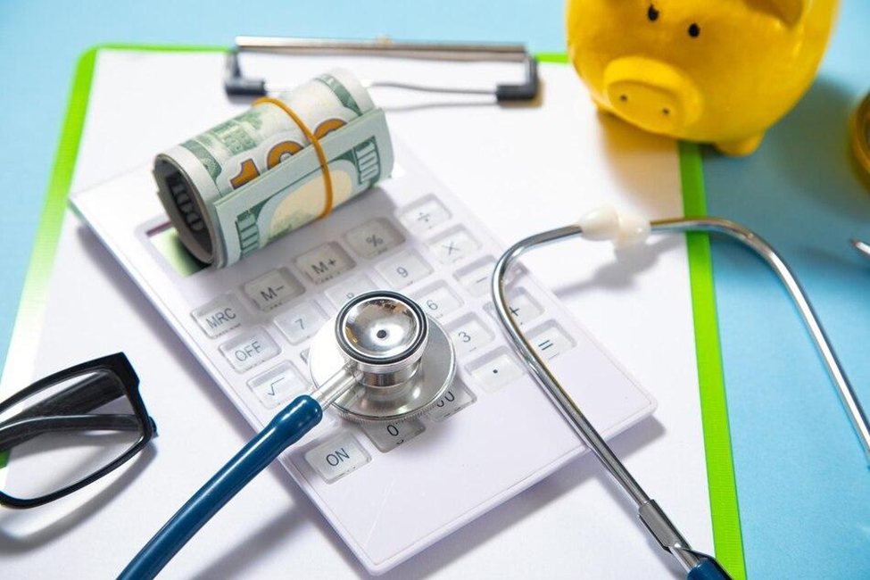Read more about the article How To Save Money On Healthcare Costs