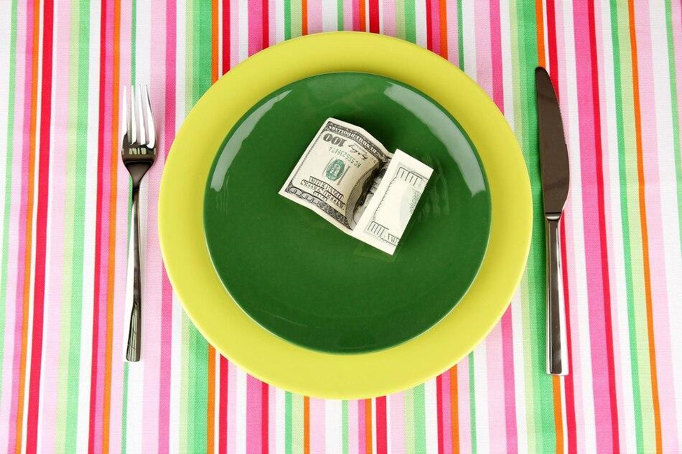 Read more about the article Meal Planning On A Budget: How To Save Money On Food